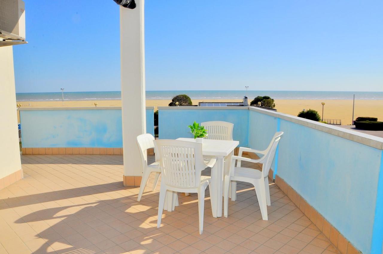 Residence Itaca Bibione Eksteriør bilde