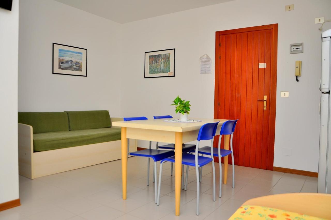 Residence Itaca Bibione Eksteriør bilde